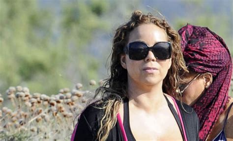 Mariah Carey Nip Slip In A Swimsuit At The Beach